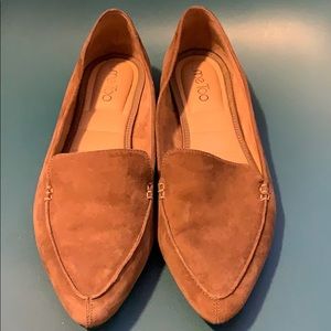 Me Too suede pointed toe loafers